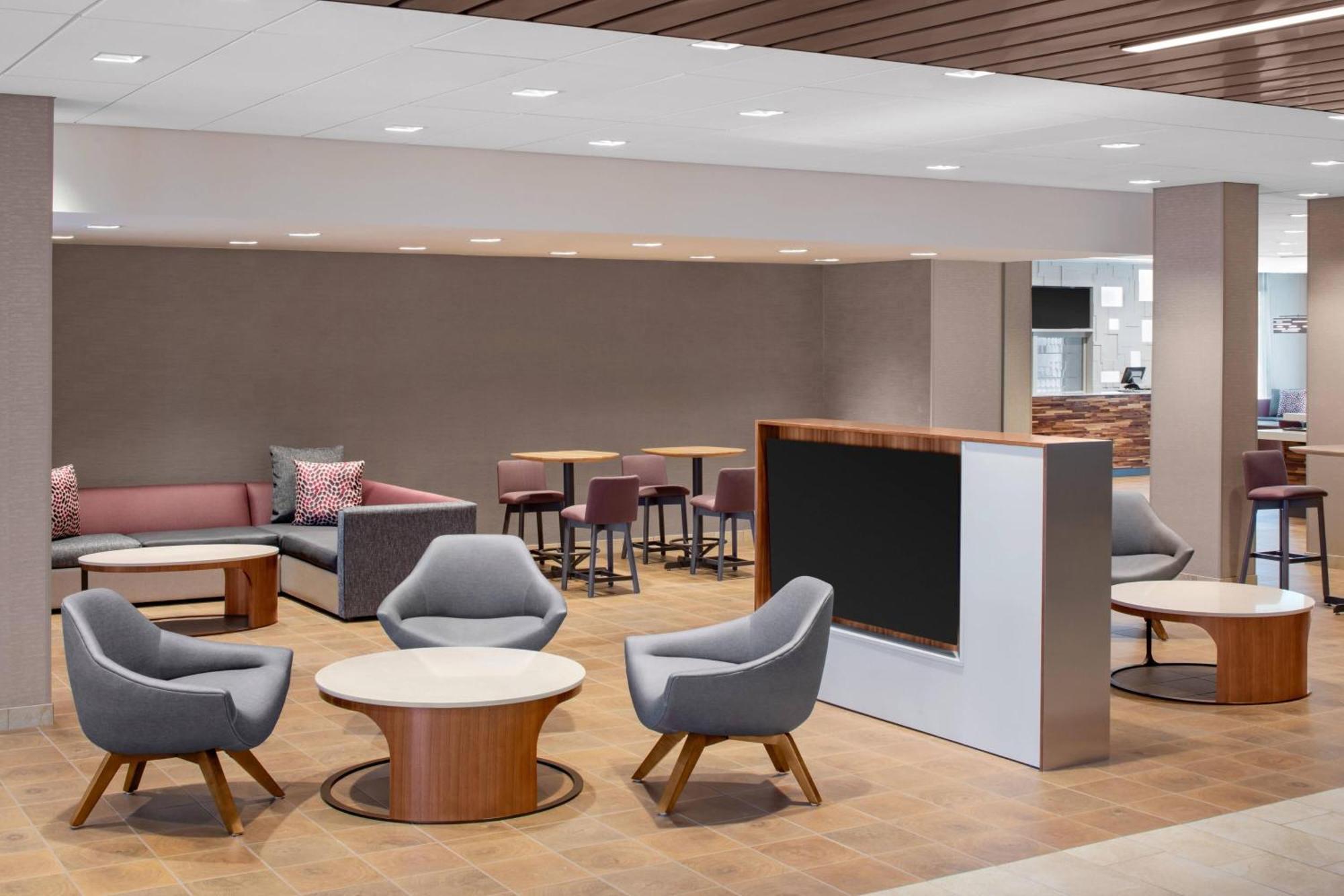 Hotel Courtyard By Marriott Wayne Fairfield Exterior foto